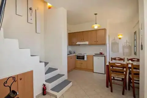 M.houses 2 * Ájosz Romanósz